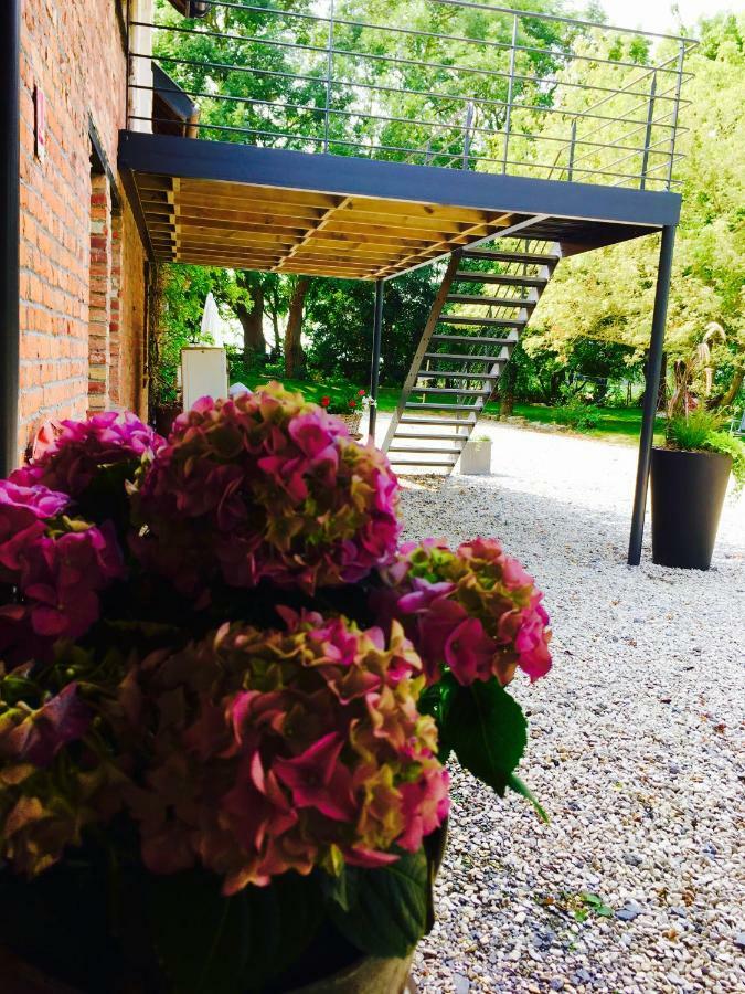 La Niche Hotel Richebourg  Exterior photo